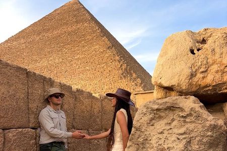 Half Day Tour To Pyramids of Giza and Sphinx with a private Guide