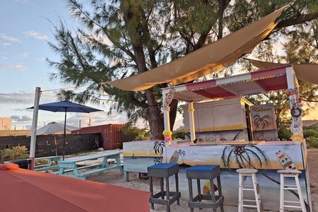 Pillary Beach W/ Transfer and Lunch