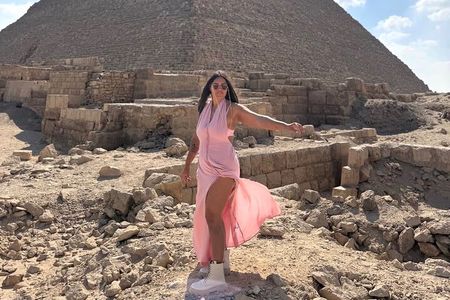 Luxury Pyramids Tour with Professional Photoshoot