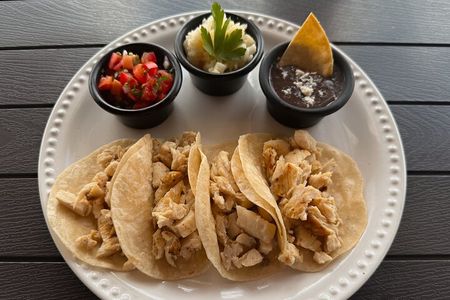Private Customizable Shore Snorkel and Beach Lunch in Cozumel