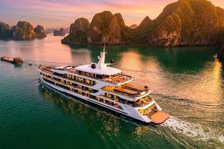 3 Day Luxury Azura Cruise 6 star in Halong and Lan Ha Bay