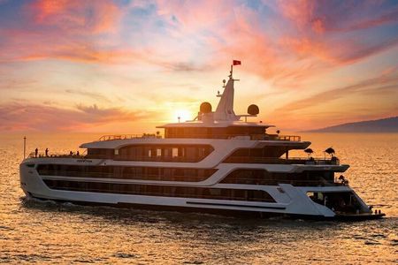 3 Day Luxury Azura Cruise 6 star in Halong and Lan Ha Bay