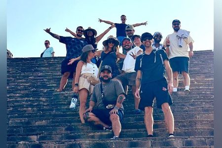 Pyramids of Teotihuacan without traps for tourists morning or afternoon