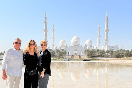 Abu Dhabi Private Layover Stopover City Tour with Flexible Timing