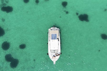 Private 6-Hour Boat Cruise in Northeast Corfu with Skipper