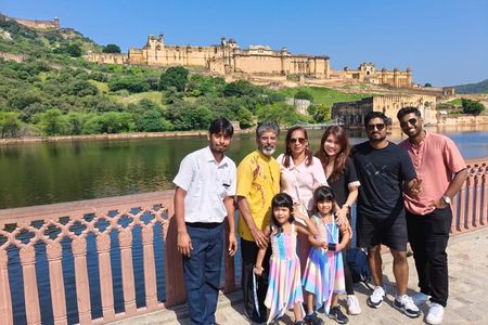 Private tour of India with driver