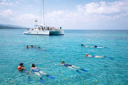 Ocho Rios Catamaran: Dunn's River Falls, Snorkeling & Open Bar