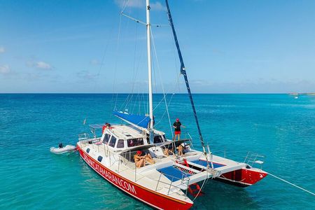 Luxury Champagne and Lobster Sail to Boca Catalina