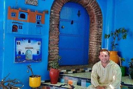 Full Day Guided Blue City Tour in Tangier to Chefchaouen