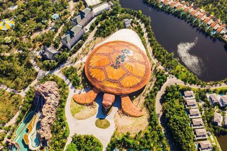 Phu Quoc Safari Grand World and VinWonders Theme Park Adventure