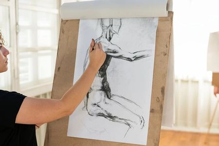 Life Drawing Workshop in Milan with Local Artist