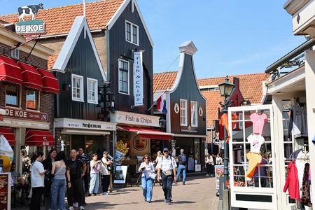 Amsterdam: Half-Day Tour Authentic Volendam & Cheese Farm visit