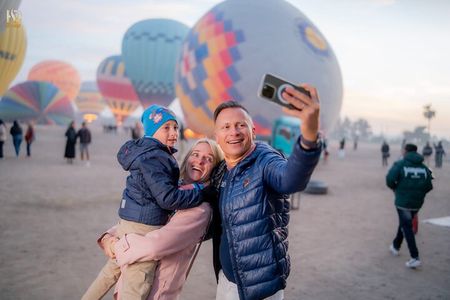 Shared Luxor Day Trip with Sunrise Hot Air Balloon from Hurghada