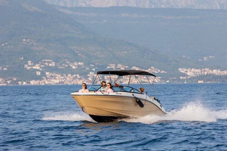 Premium Boat Experience: Boka Bay w/ Our Lady of The Rocks & Blue Cave