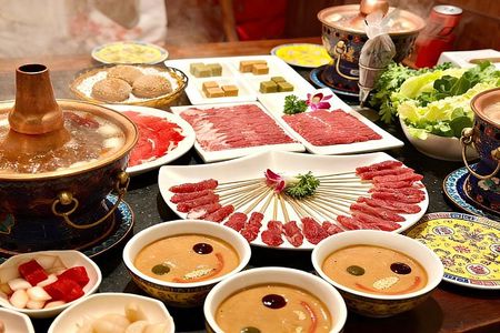 Private Illuminated Beijing Tour with Mongolia Hot Pot Dinner in Hutong