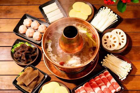 Private Evening Hutong Walking Tour with Mongolia Hotpot Dinner