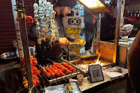 Agra Street Food Tour and Sadar Bazar Walking Tour