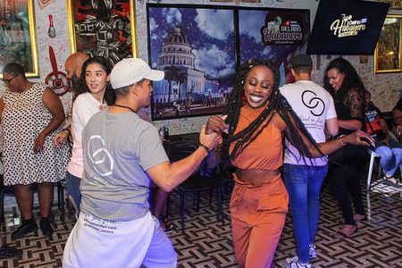 Night Out in Panama with the Salsa Safari Dance Team