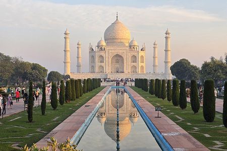 From Delhi: Private Taj Mahal & Agra Fort Tour With 5 Star Lunch