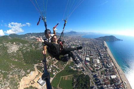 Alanya Tandem Paragliding from 700m with Licensed Pilots