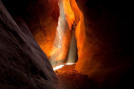 Peek-a-Boo Slot Canyon Small Group Tour from Kanab, Utah! 