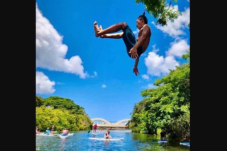 Kevo's Beach Bus paddleboard snorkle adventure North Shore Oahu