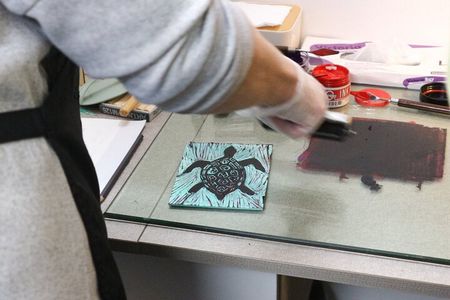 Private Linocut Printmaking and Tote Bag Art Workshop in Hanoi