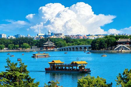 Private 5-Hour Summer Palace In-depth Tour including Boat Ride