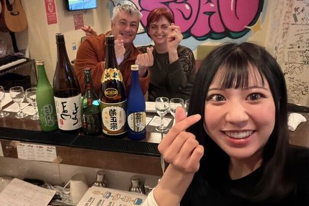 Experience of pairing sake tasting with snacks in Kyoto