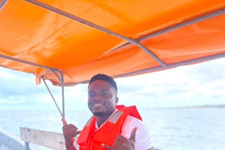 Visit Sinda island with Samrun Marine Tours 