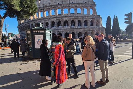 Small Group Guided Tour Of Colosseum, Roman Forum & Palatine Hill