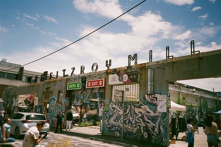Melbourne Vegan and Vintage Walking Tours