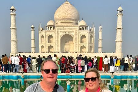 Private Sunrise Taj Mahal Tour from Delhi with Expert Guide