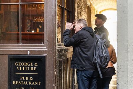 London's Historic Areas And Hidden Secrets - A Very Small Group Tour