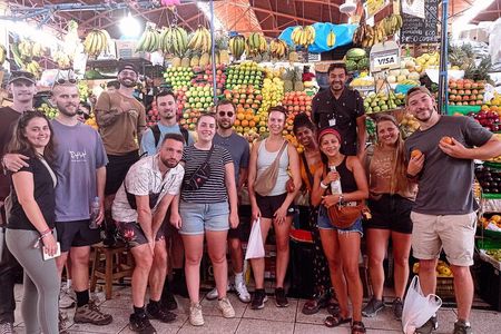 Arequipa : Food Tour and History (3 Restaurants and Market)