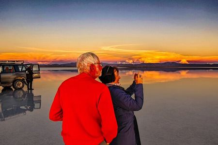 Salar de Uyuni : Full Day Private Tour with English Guide
