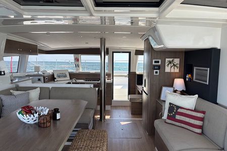 All Inclusive 2 Hour Private Afternoon Sail in Saint Petersburg