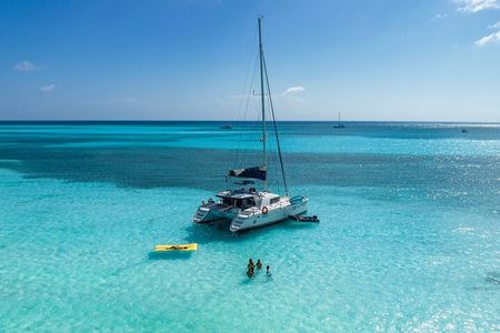 Cozumel Catamaran Cruise to El Cielo or Passion Island Beach