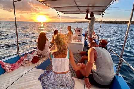 3 Hours Group Boat Tour to the Caves of Santa Maria di Leuca