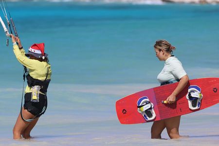 Kitesurfing 3 hours private lesson