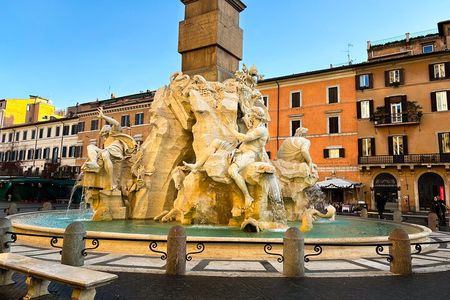 Rome: Pantheon, Piazza Navona and Underground Small Group Tour