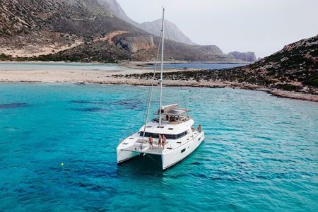 Κissamos Balos and Gramvousa Catamaran Cruise with Meal