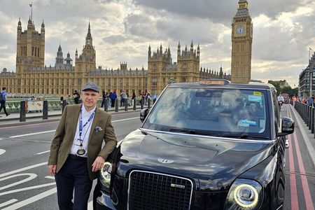 Highlights of London Private Guided Taxi Tour