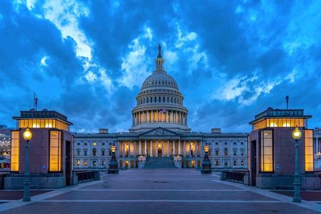 DC National Mall Night Tour with 10 Stops, Reserved Entry Tickets