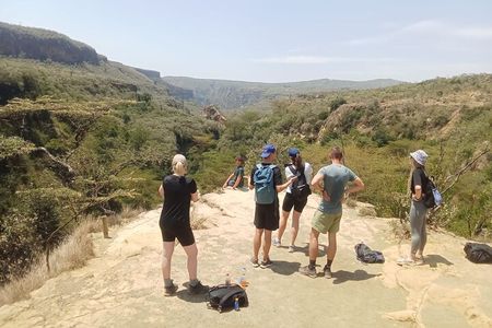 Nairobi: Day Trip to Hell's Gate National Park and Lake Naivasha 