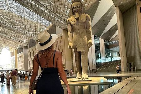 Private Giza Pyramids Sphinx GEM and Khan el Khalili Bazaar 