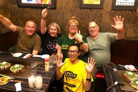 Osaka: Must-visit Local Food Tour – Dotonbori & Shinsekai