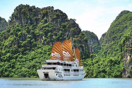 2D1N Bai Tu Long Bay cruises