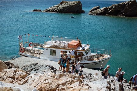 Small Group Tour in Hidden Beaches and Unspoiled Coastlines