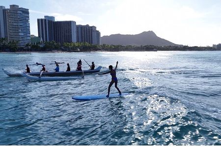 Surf Lessons For Beginners in Waikiki